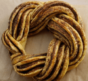 فطيرة القرفة